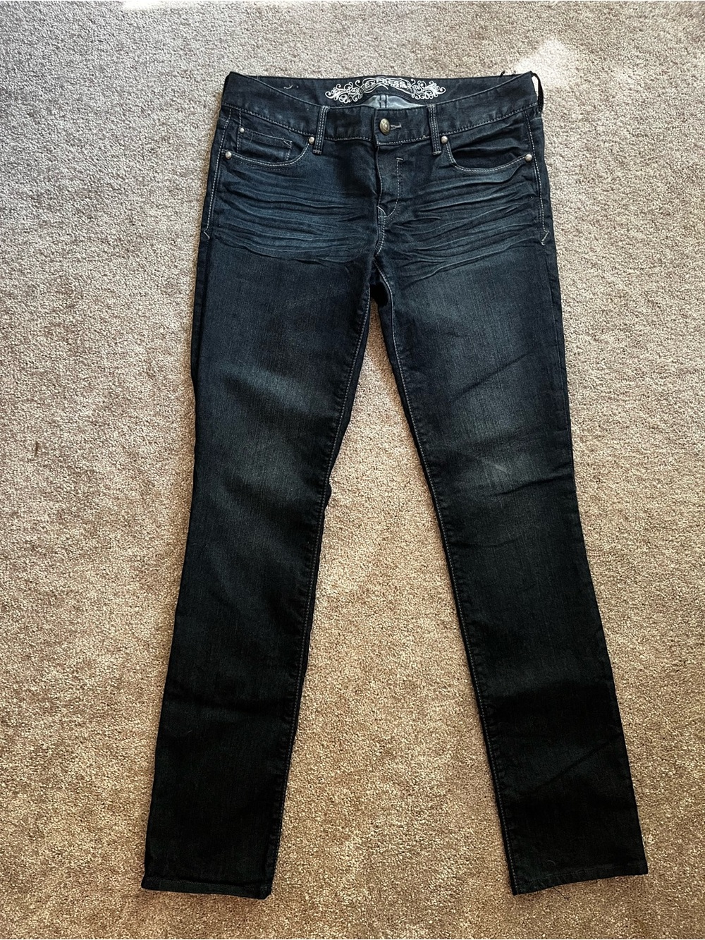 Women’s Dark Wash Skinny Jeans